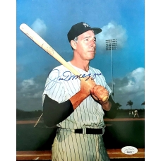 Joe DiMaggio signed 8 x 10 Photo JSA Authenticated